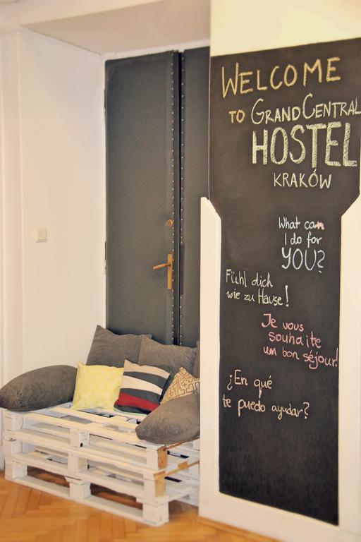Grand Central Hostel Krakow Bagian luar foto