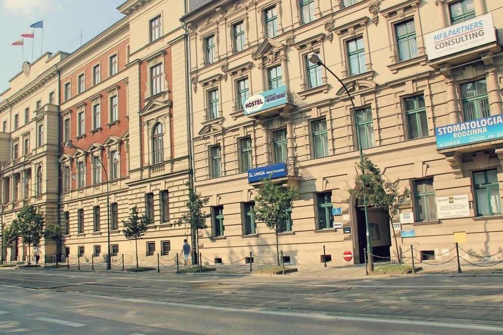 Grand Central Hostel Krakow Bagian luar foto